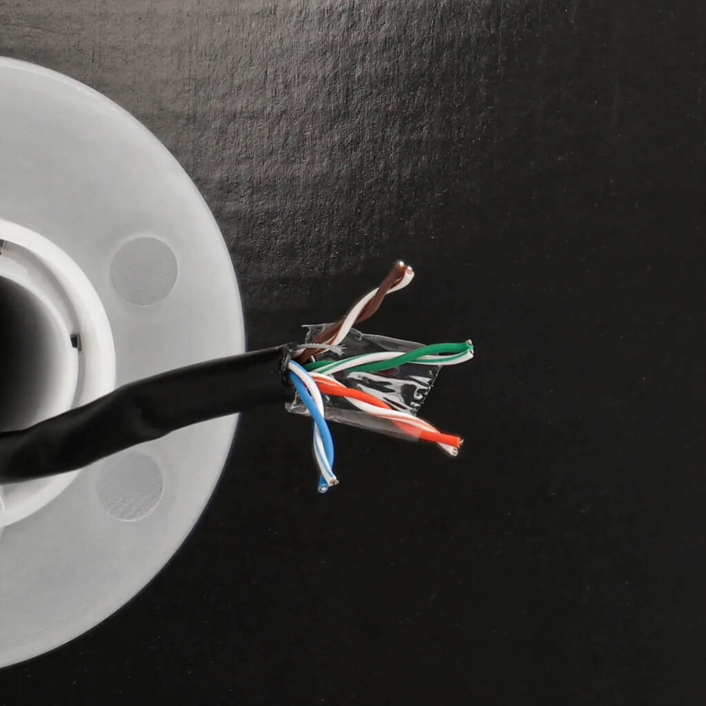 MOVOK VK-UTP-305M-CAT5E-CCA-OUT CAT5e UTP Buitenkabel 305 meter MOVOK VK-UTP-305M-CAT5E-CCA-OUT CAT5e UTP Buitenkabel 305 meter